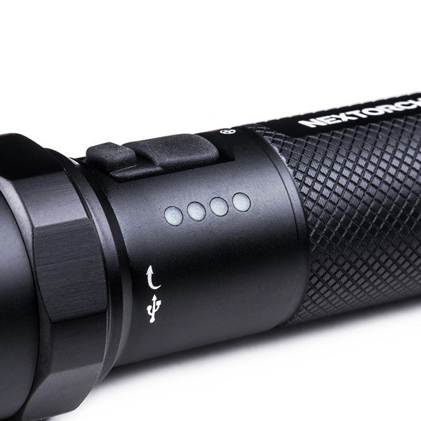 NEXTORCH P81 2.600 Lumen Einsatz LED Taschenlampe, USB-C Akkuladefunktion, Glasbrecher aus Nano-Keramik inkl. 21700 Li-Ion Akku
